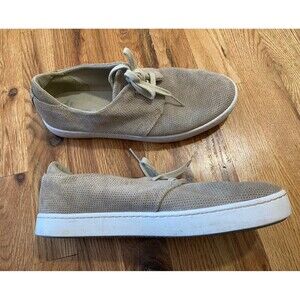 Clarks Womens 9.5  Tan Suede Soft Cushion Sneaker